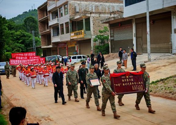 WPS图片(1)
